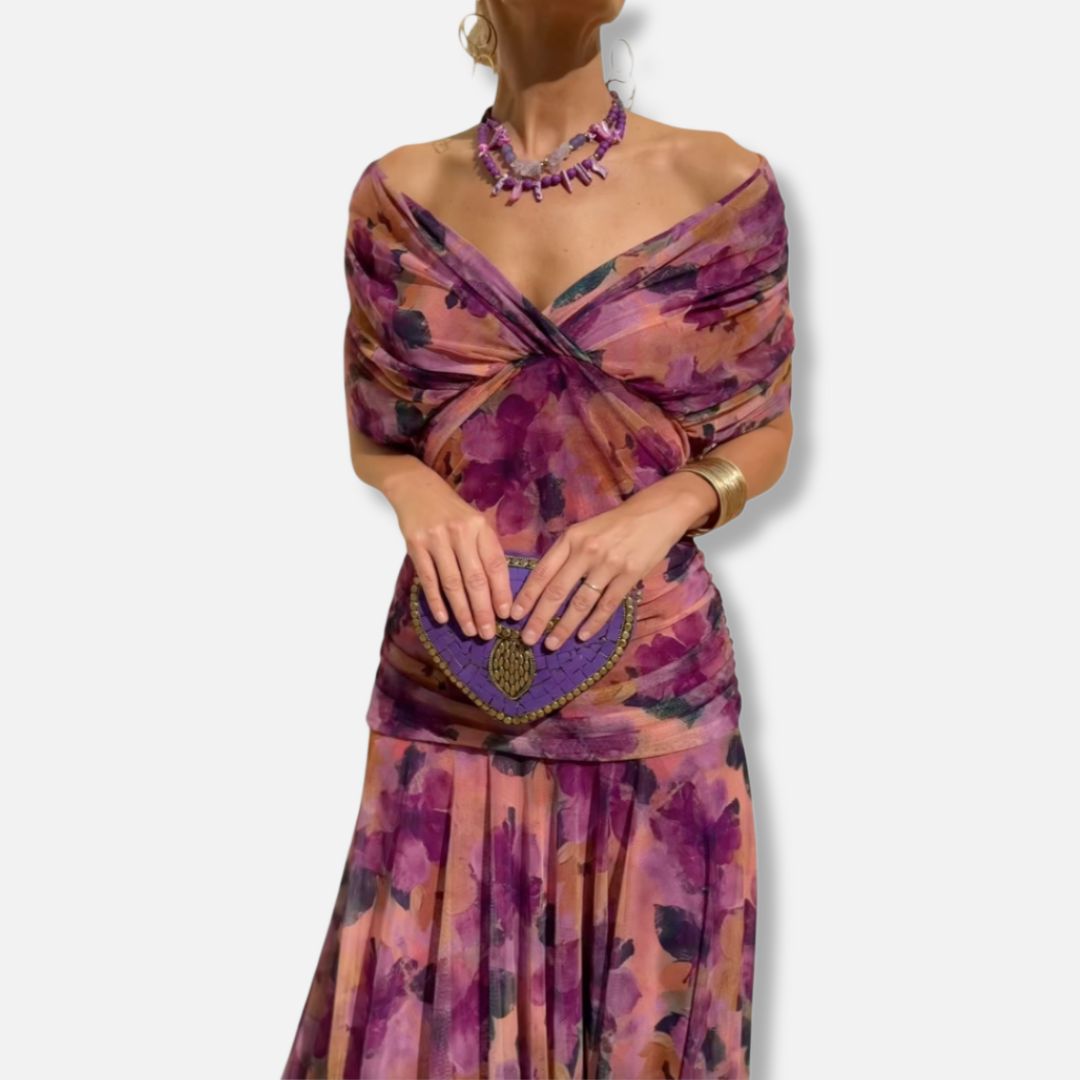 Evelyn – Elegant Dress with V-Neck