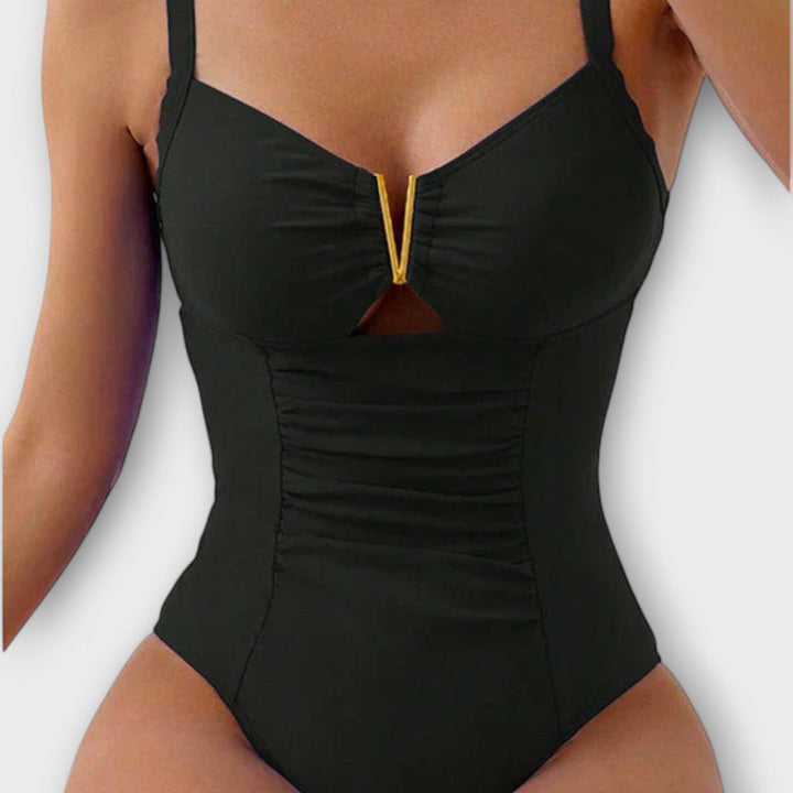 Cinzia | Elegant swimsuit for a sleek silhouette