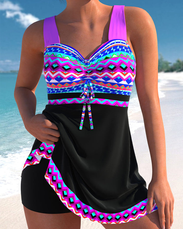 Swimsuit with drawstring and striped pattern