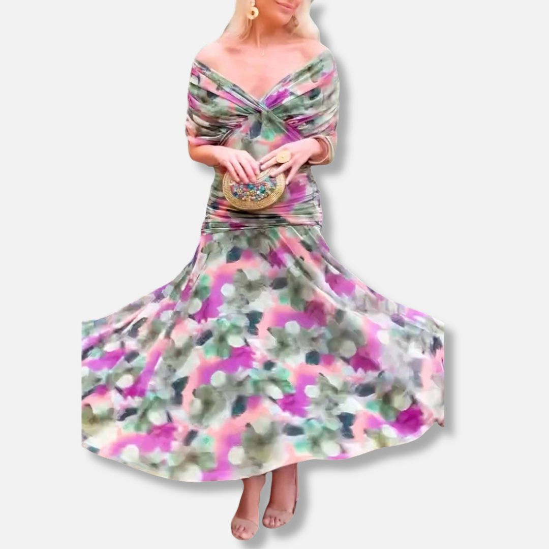 Evelyn – Elegant Dress with V-Neck