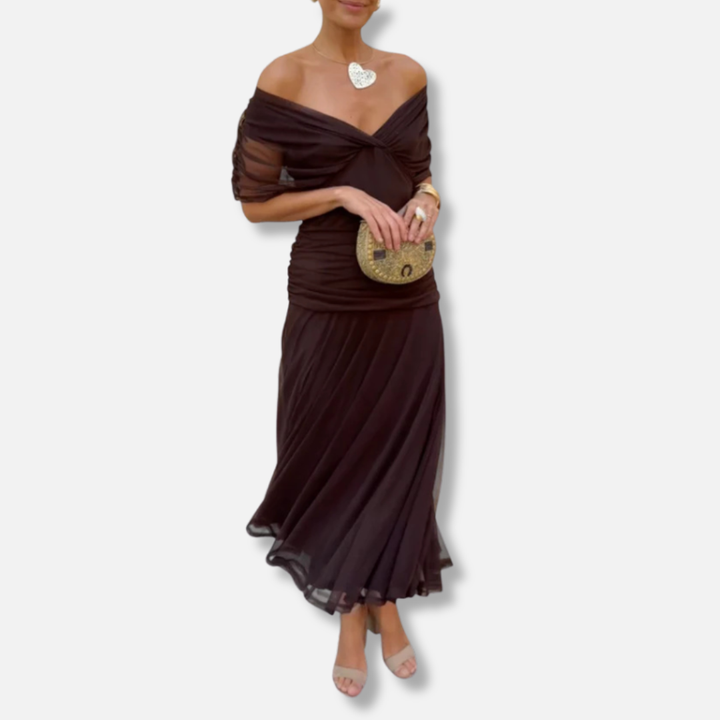 Evelyn – Elegant Dress with V-Neck