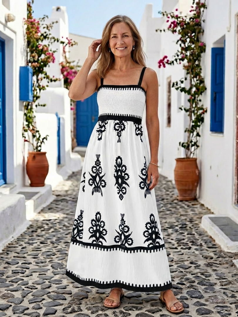 Odelina | Elegant and Comfortable Long Dress with Smocked Bodice, Sleeveless