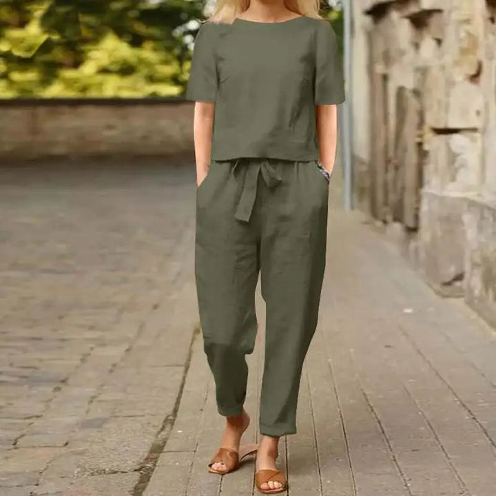 Charm - Chic Two-Piece Loungewear Set